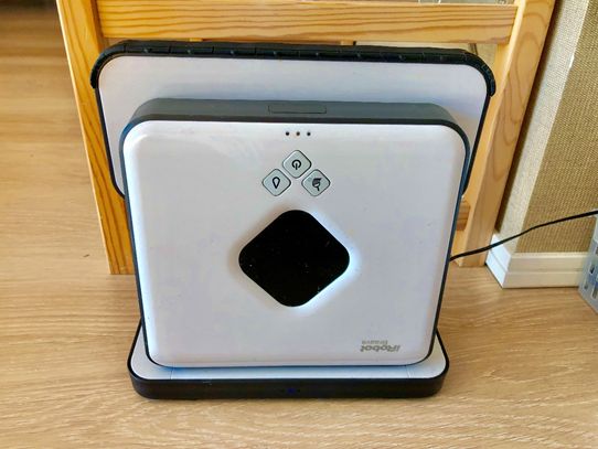 ルンバとブラーバはどっちがおすすめ ２年半併用した使い分け方法をご紹介 ブラーバ 380jレビュー りけろぐ