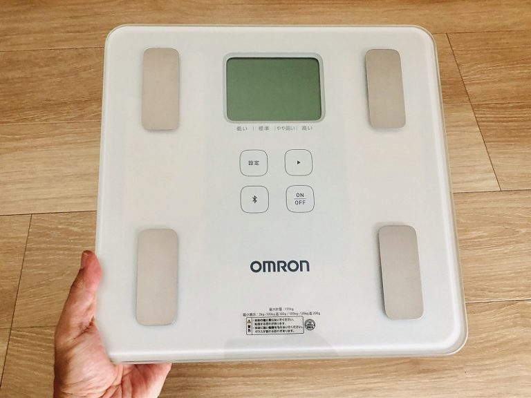 オムロン 体重 計