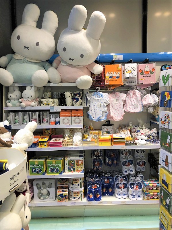 スキポール空港ミッフィー