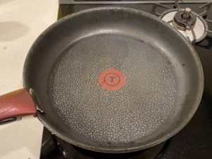 フライパンの油はね