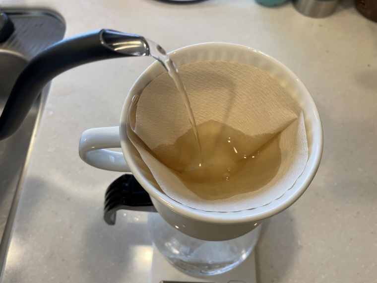 コーヒーフィルター湯通し